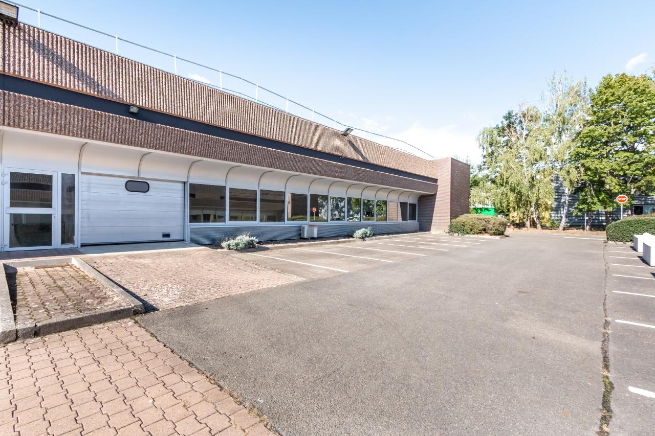 Local d'activité Trappes 838m² Location local d'activité Trappes Yvelines OLACT2001503 1